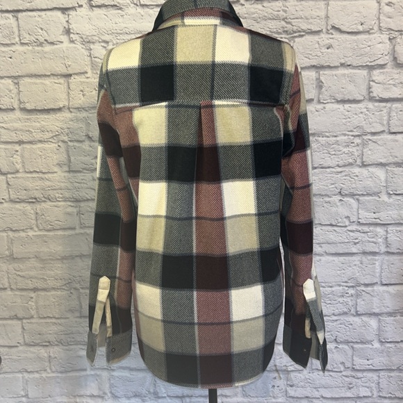 O’Neill Super Plush Fleece Plaid Button-Up Shacket or Top or Jacket - Picture 6 of 7